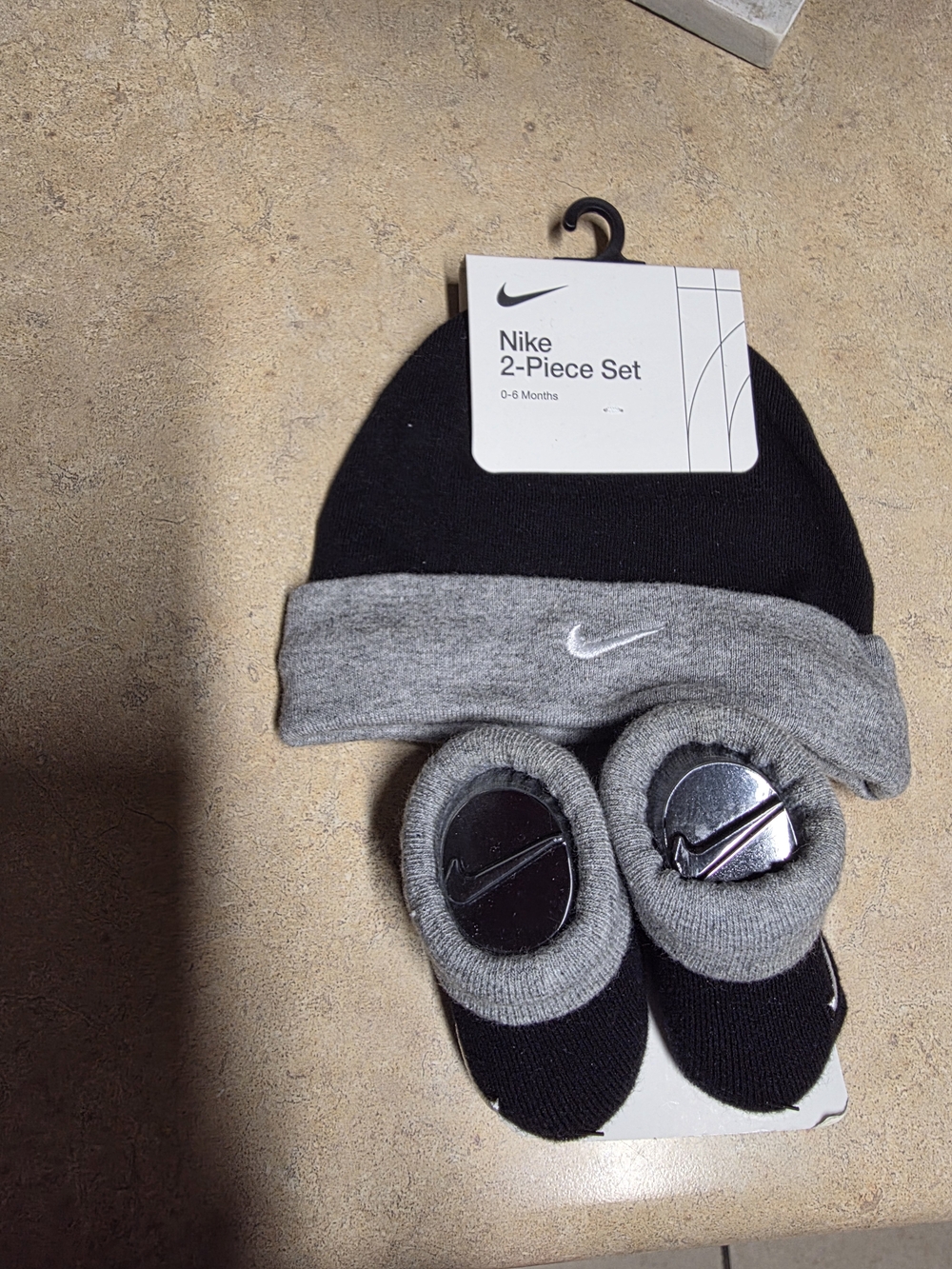 Nike Baby 2-Piece Beanie & Booties Set - Black & Gray